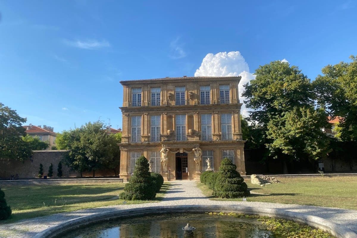 Pavillon de Vendôme garden