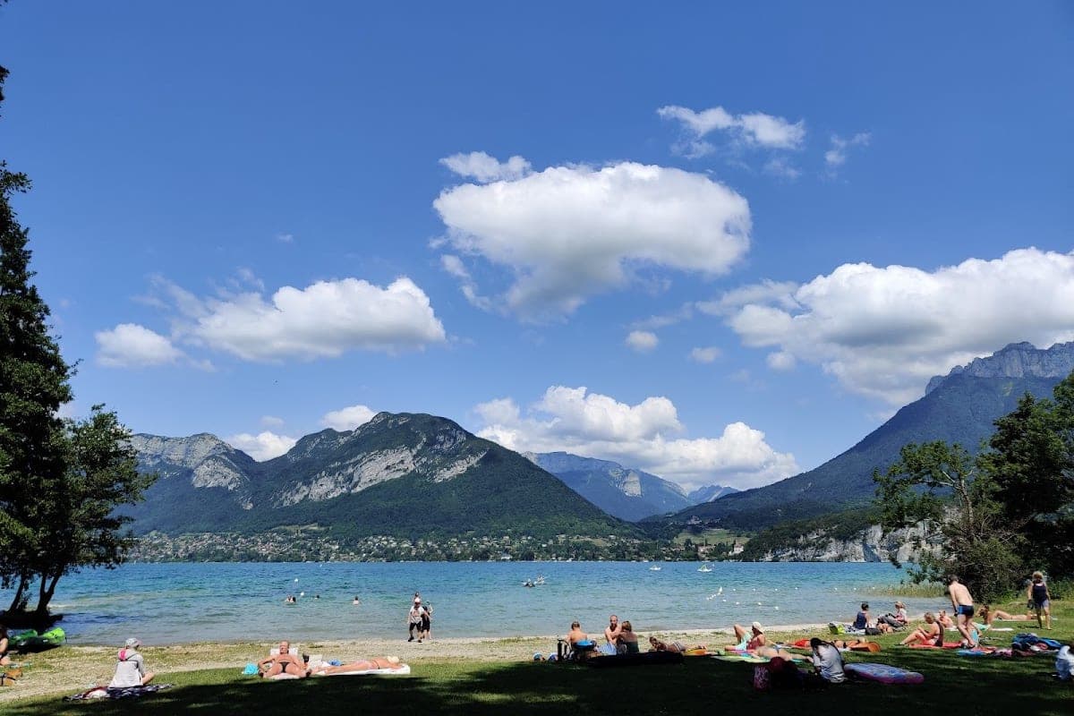 Plage de Saint-Jorioz
