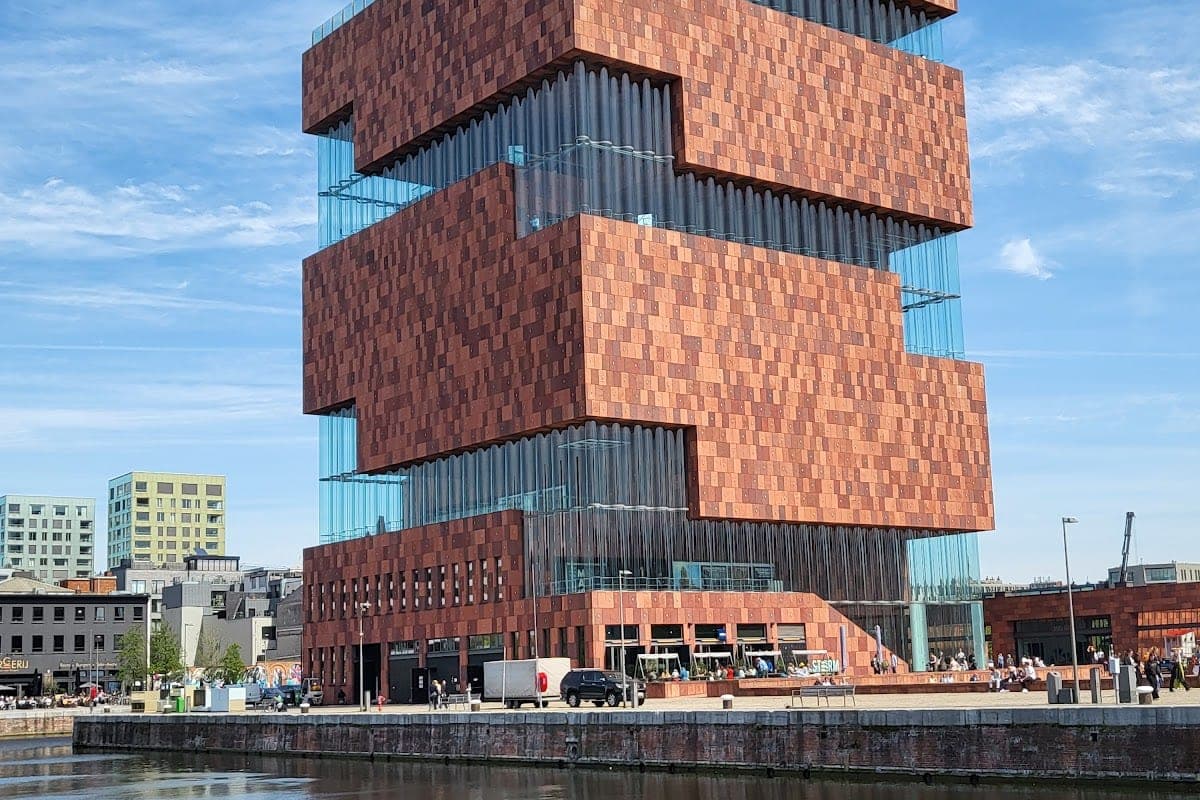 Het Eilandje and MAS Exterior