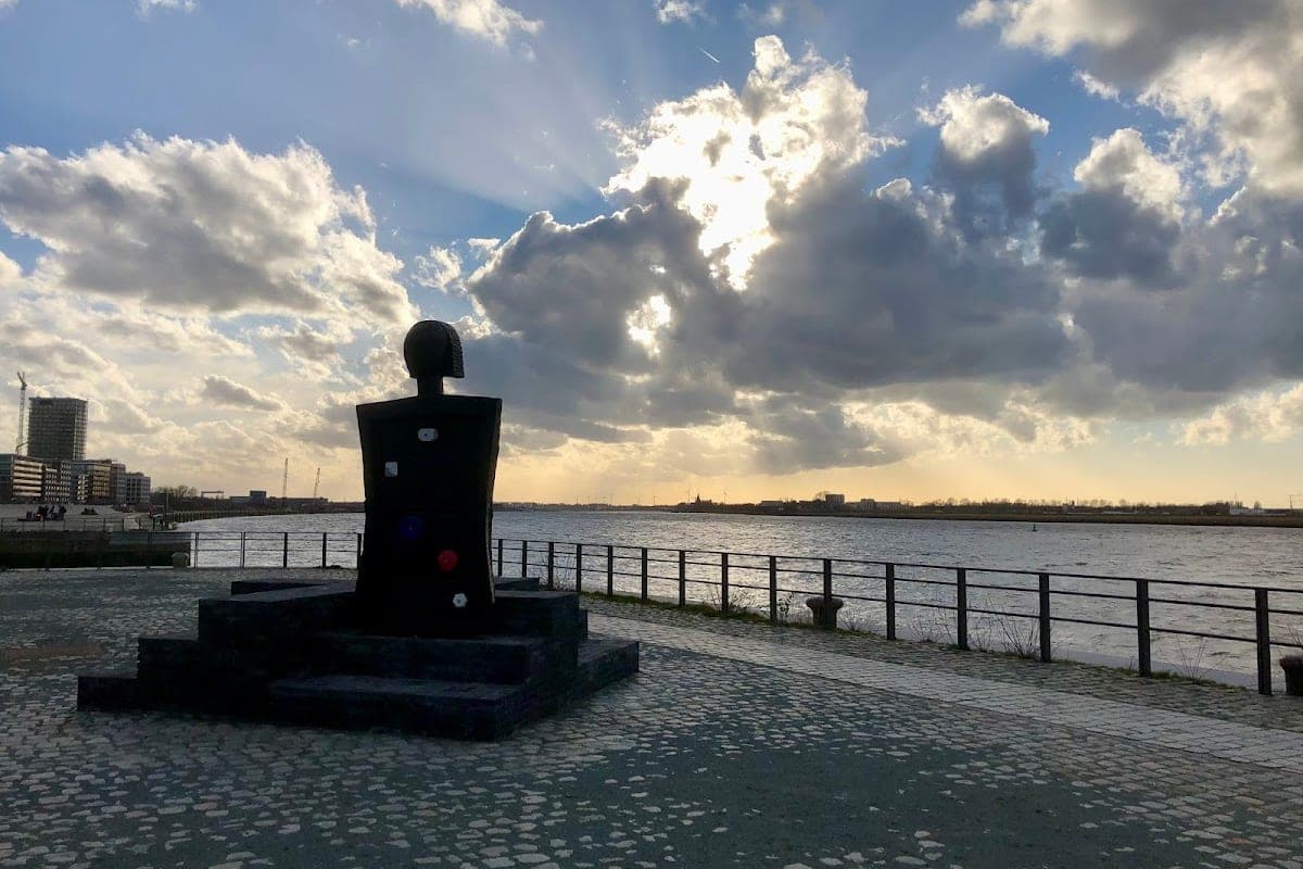 Scheldekaaien Riverside Walk