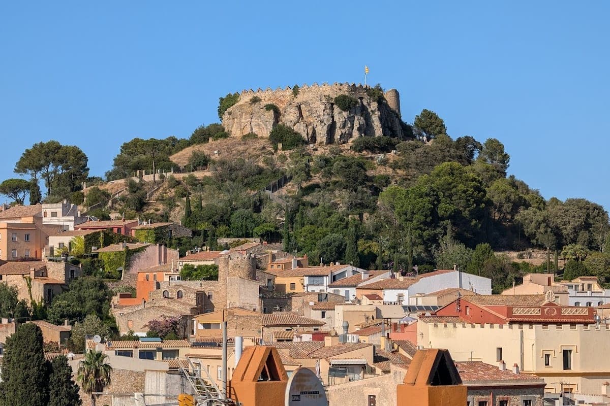 Castell de Begur & hilltop trail