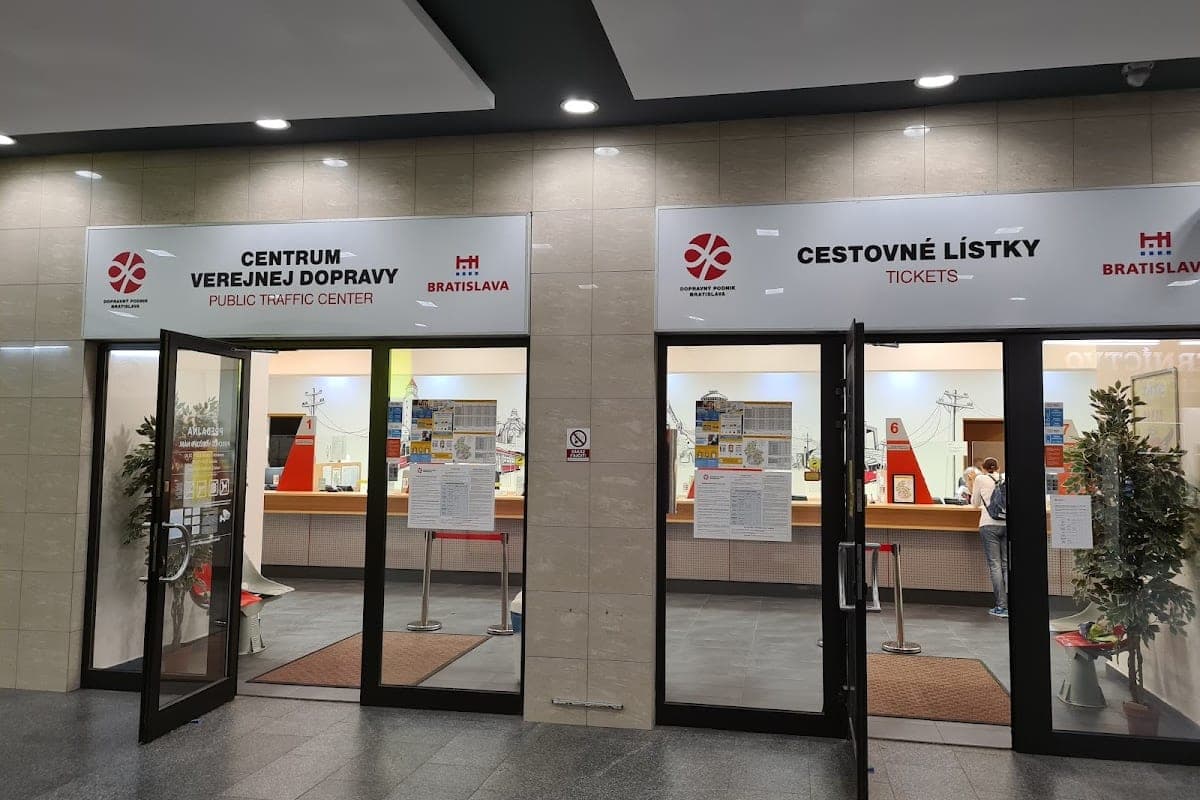 DPB tram, trolleybus & bus network