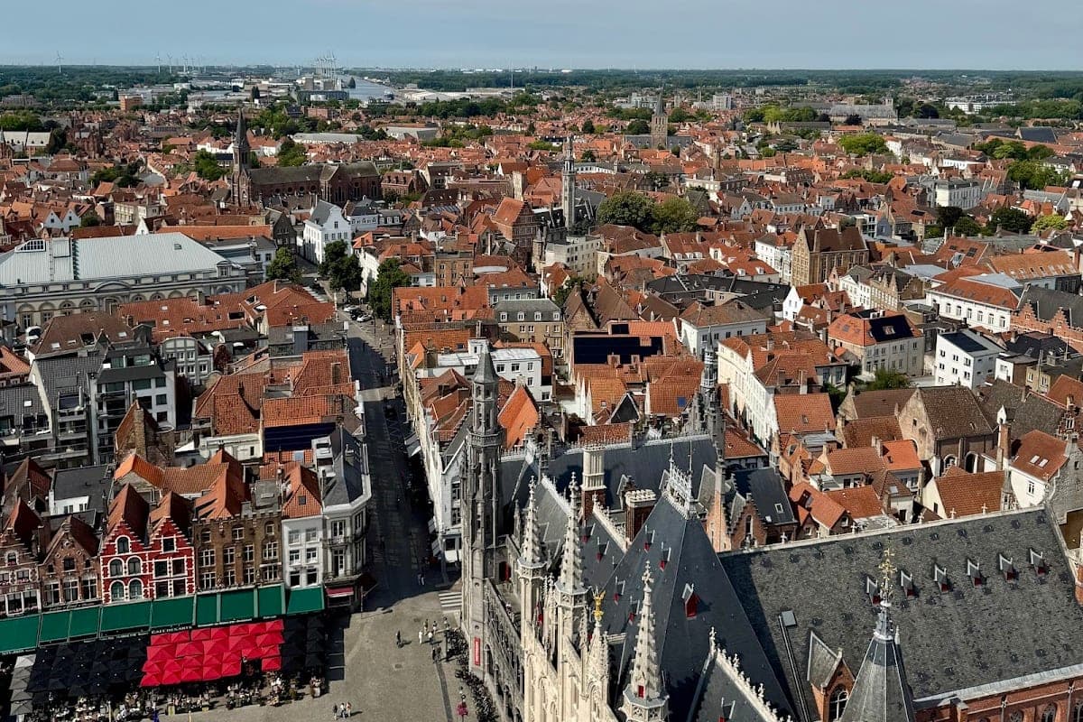 Markt and Belfry Exterior