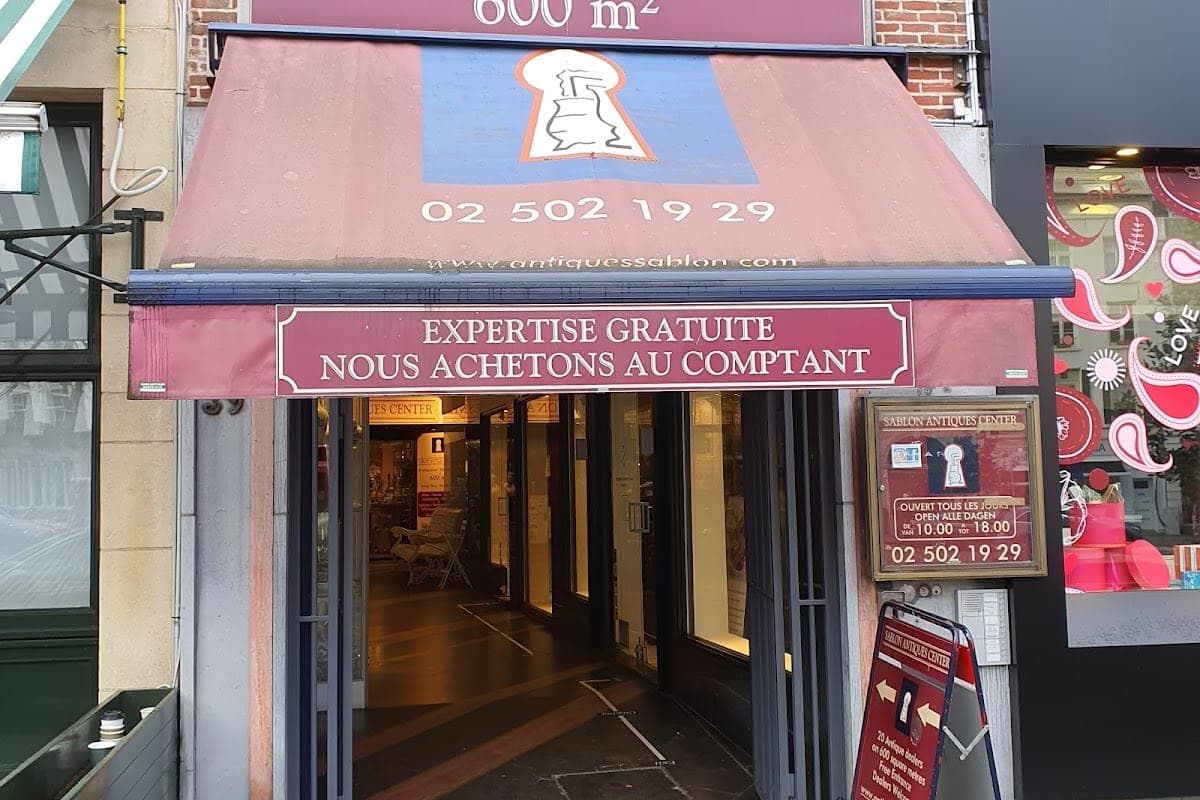 Sablon Neighbourhood and Antiques Market