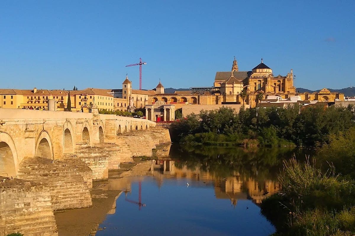 Roman Bridge & Mezquita Exterior