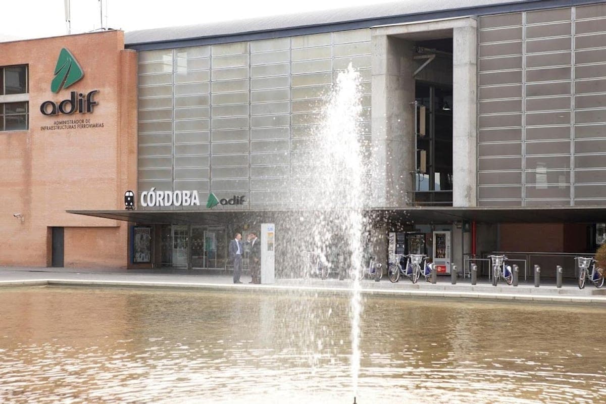 Renfe AVE / Avant (Cordoba Central station)