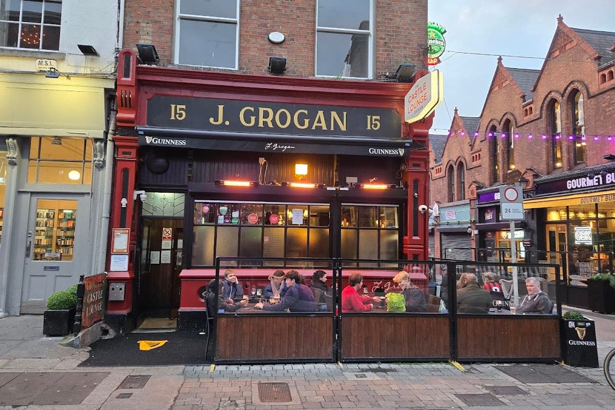 Grogans Castle Lounge