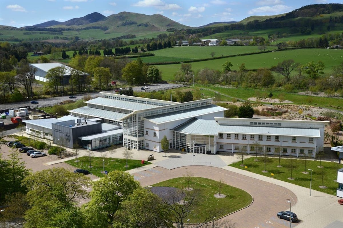 Royal (Dick) School of Veterinary Studies — Hospital for Small Animals