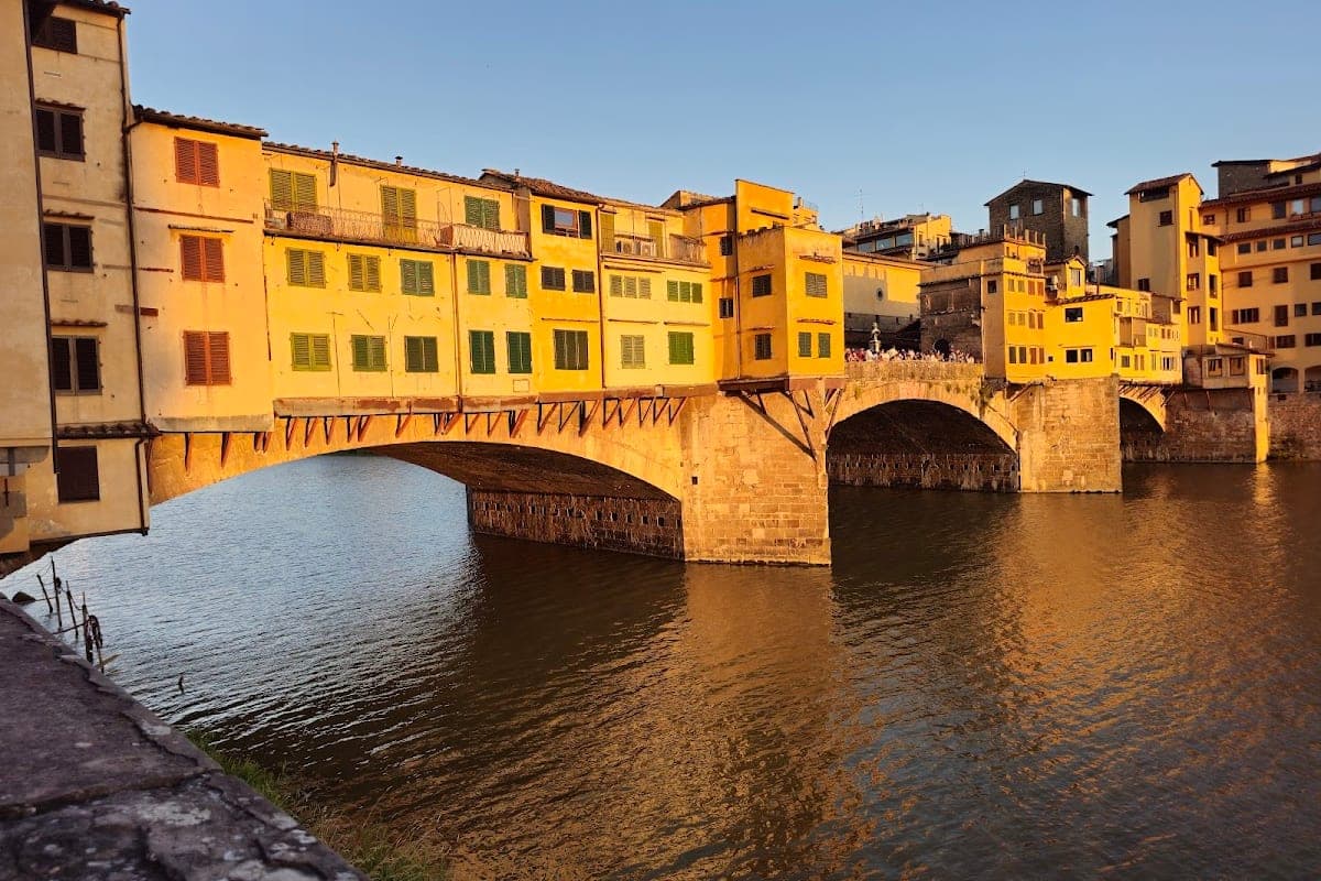 Ponte Vecchio & Lungarno Walk