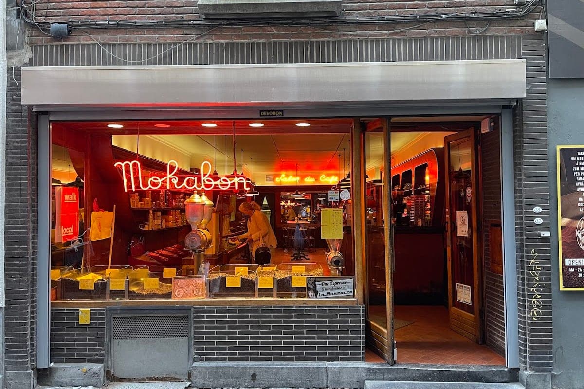 Vrijdagmarkt and Surroundings