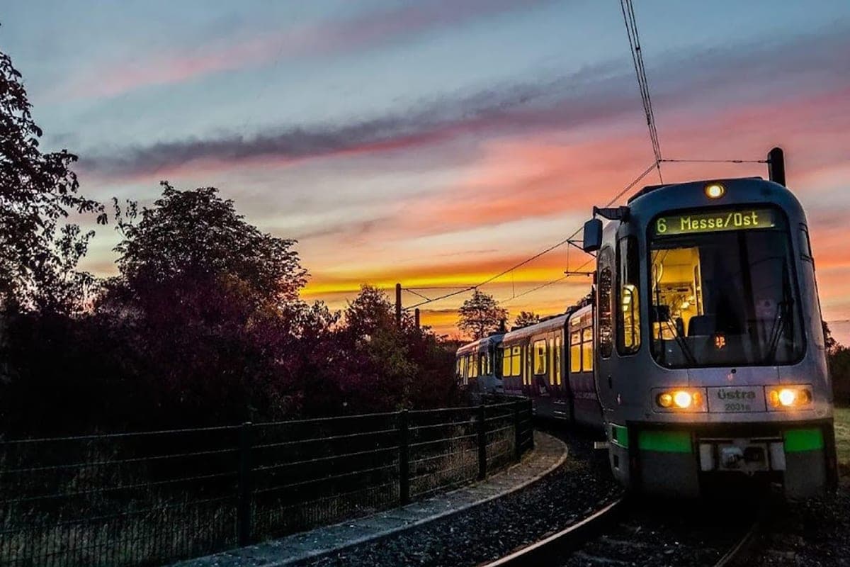 üstra Stadtbahn and Bus Network