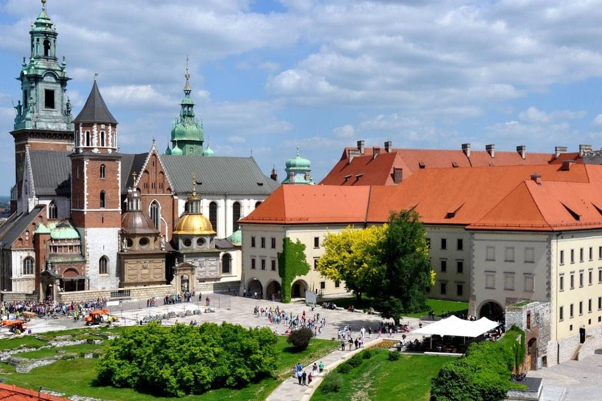 Wawel Castle — Grounds & Courtyards