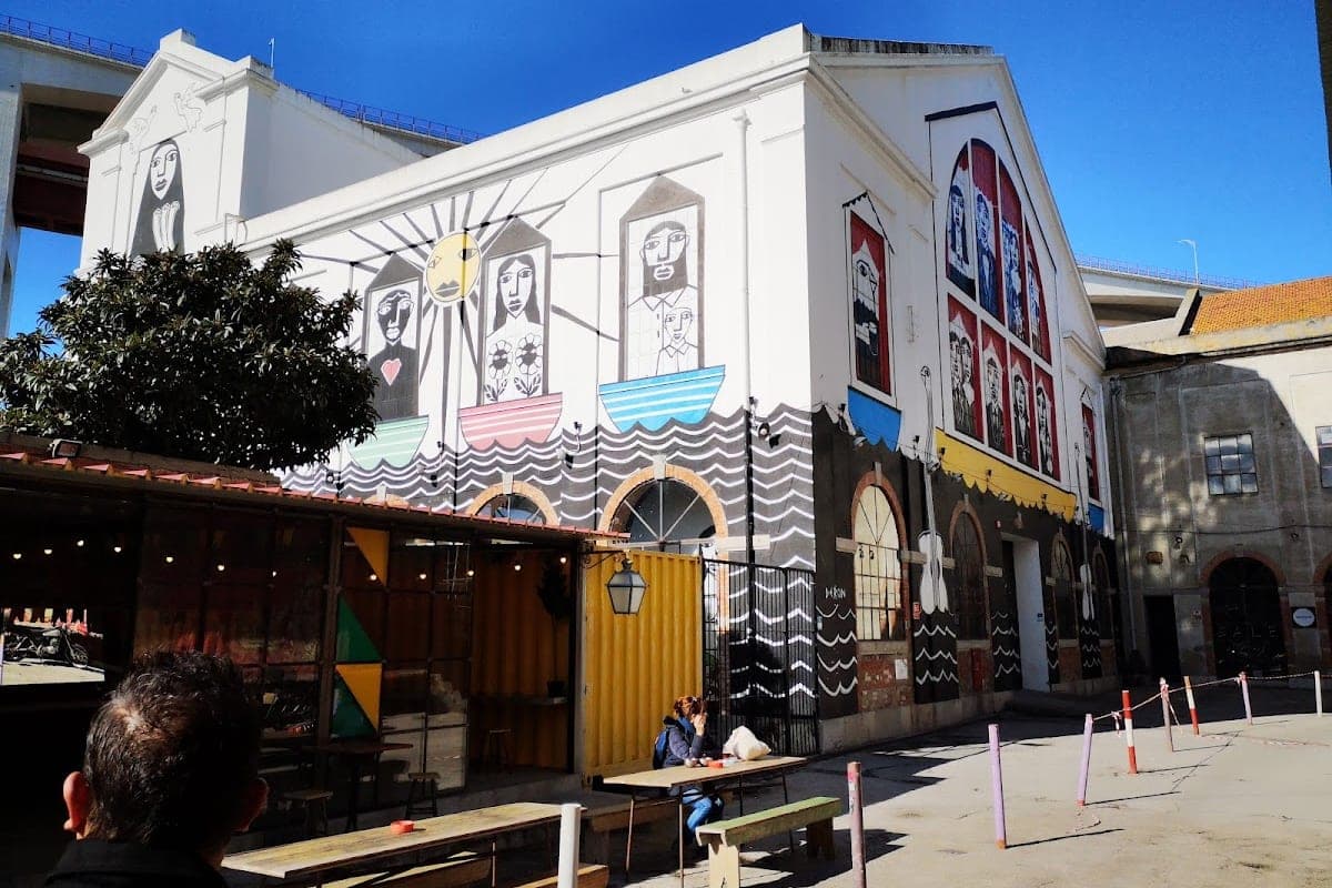 LX Factory — Mercado