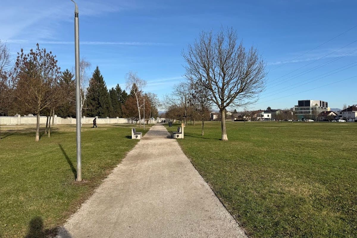 Šmartinski Park Dog Park