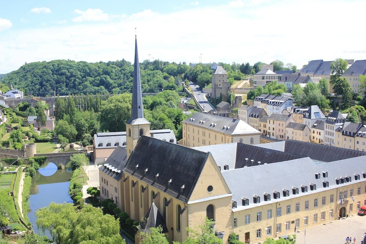 Chemin de la Corniche