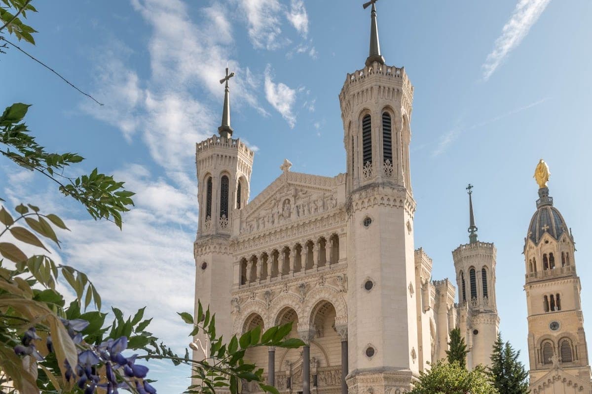 Basilique de Fourvière (Exterior)
