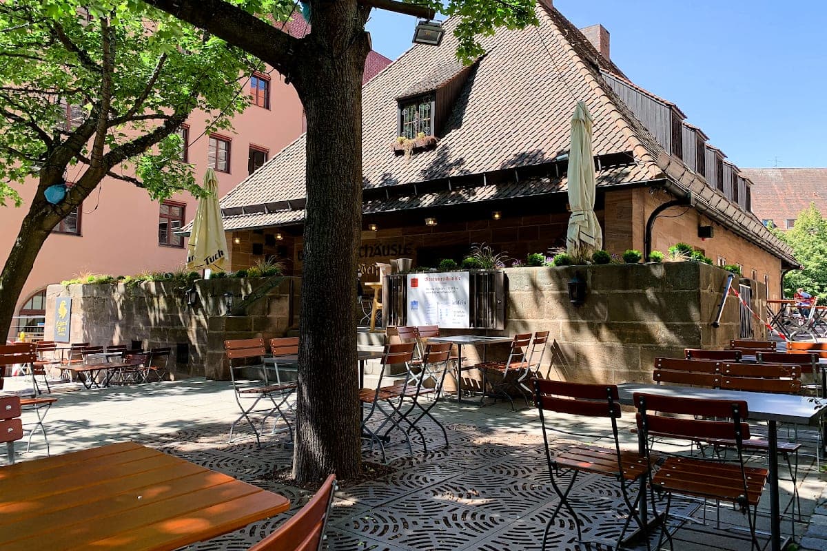 Bratwursthäusle bei St. Sebald