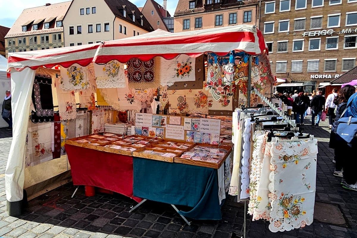 Christkindlesmarkt with a dog