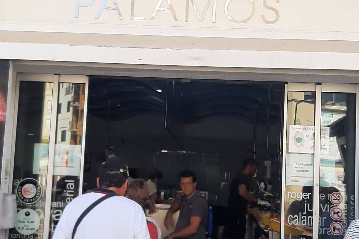 Port de Palamós & Llotja fish auction quay