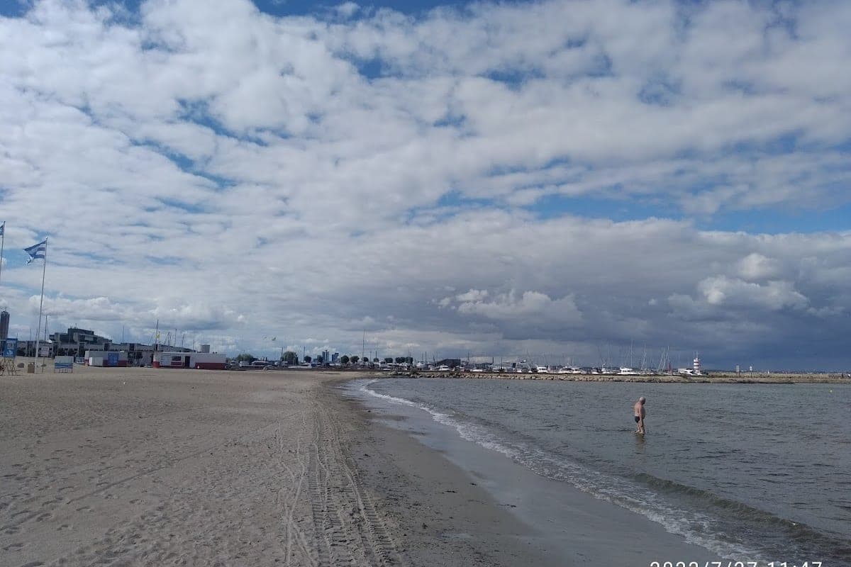 Pirita River Beach (along fitness trail)