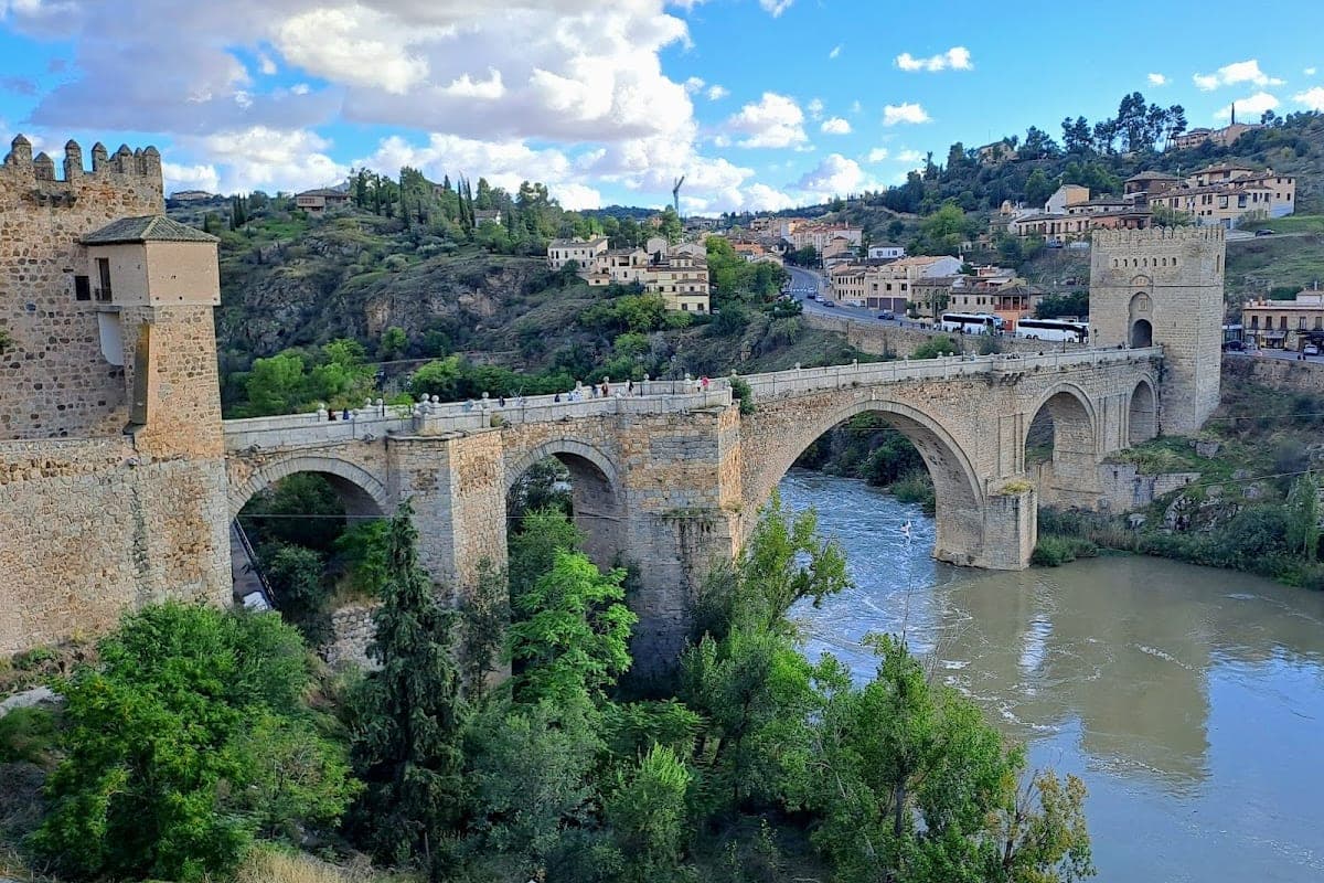 Puente de San Martín