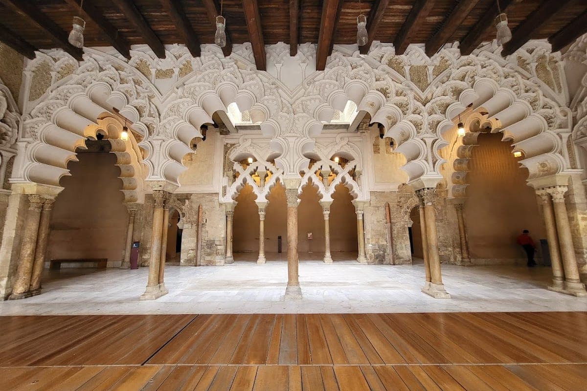 Palacio de la Aljafería