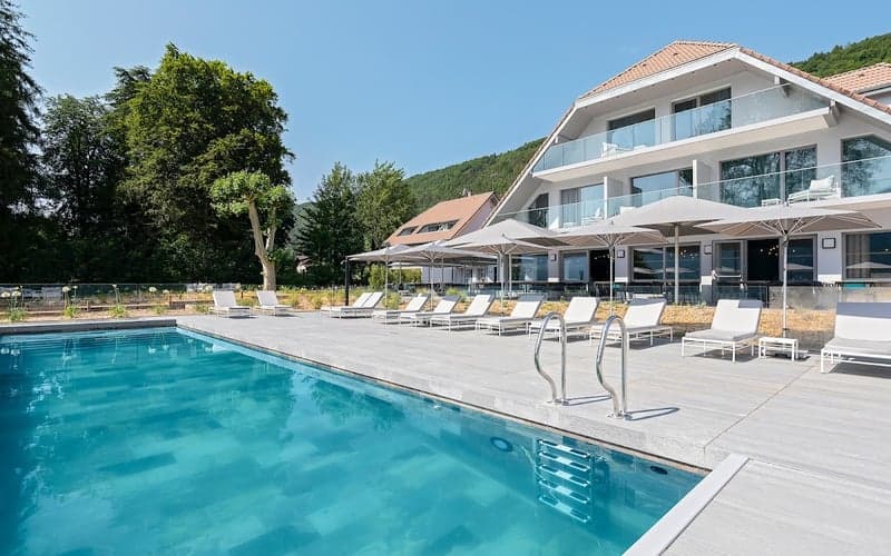 Black Bass Hotel: Cat-friendly hotel in Annecy