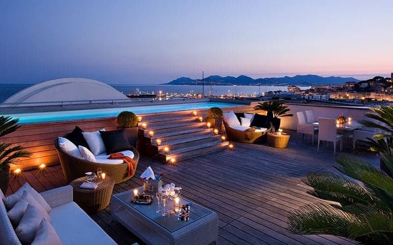 Hôtel Barrière Le Majestic Cannes: Se admiten gatos hotel in Cannes