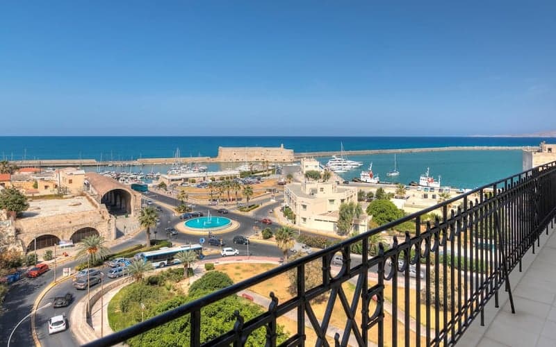 GDM Megaron Historical Monument Hotel: Dog-friendly hotel in Heraklion