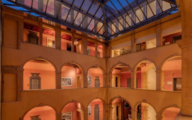 Cour des Loges Lyon, A Radisson Collection Hotel