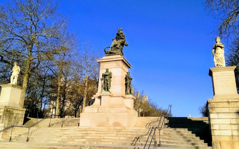 The Originals City, Hôtel Novella, Nantes Centre Gare: Se admiten perros hotel in Nantes