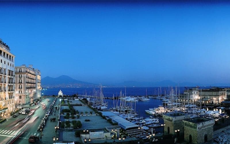 Grand Hotel Vesuvio: Chats acceptés hotel in Naples