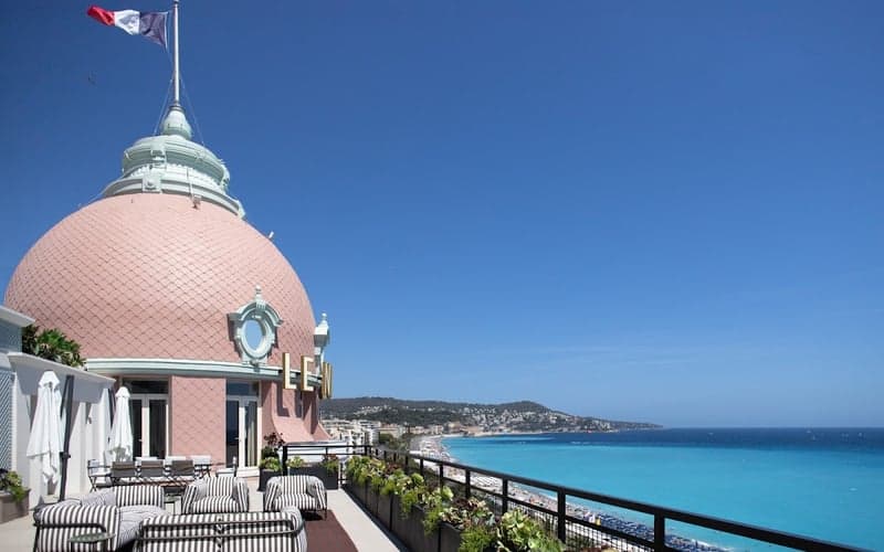 Hotel Le Negresco: Beach Access hotel in Nice