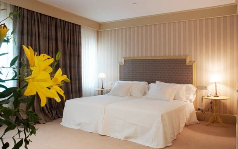 Gran Hotel La Perla: Se admiten gatos hotel in Pamplona
