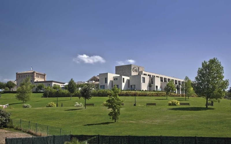 Hotel Castillo de Gorraiz: Se admiten gatos hotel in Pamplona