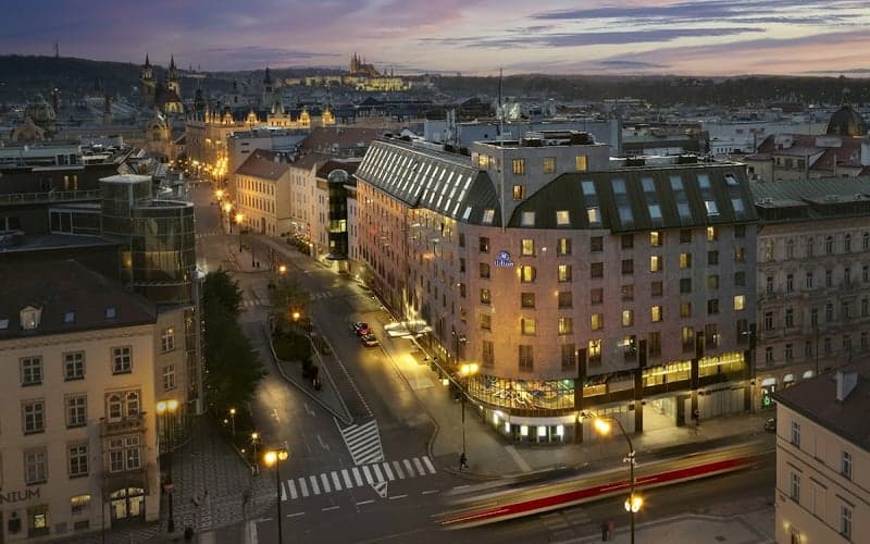 Hilton Prague Old Town: Near Parks hotel in Prague