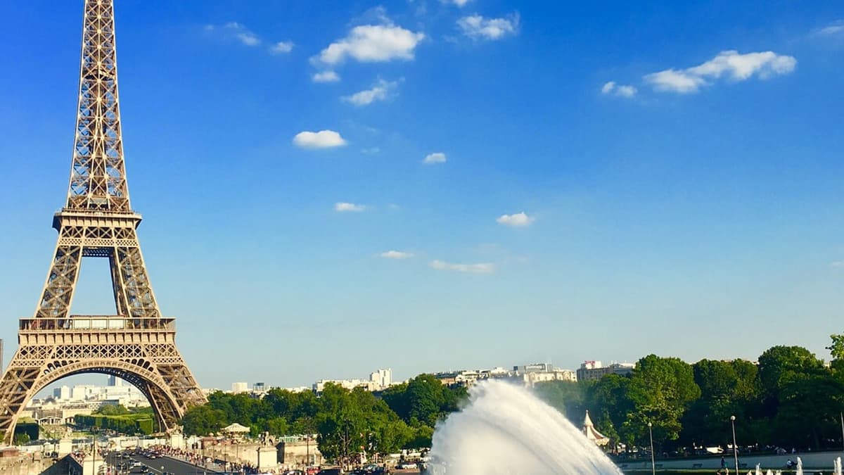 Tour Eiffel / Invalides - Paris 7e