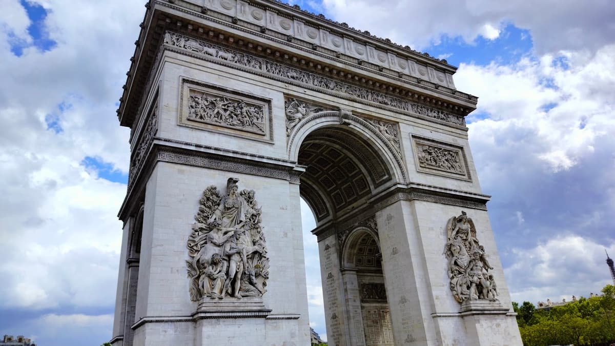 Champs-Élysées / Élysée - Paris 8e