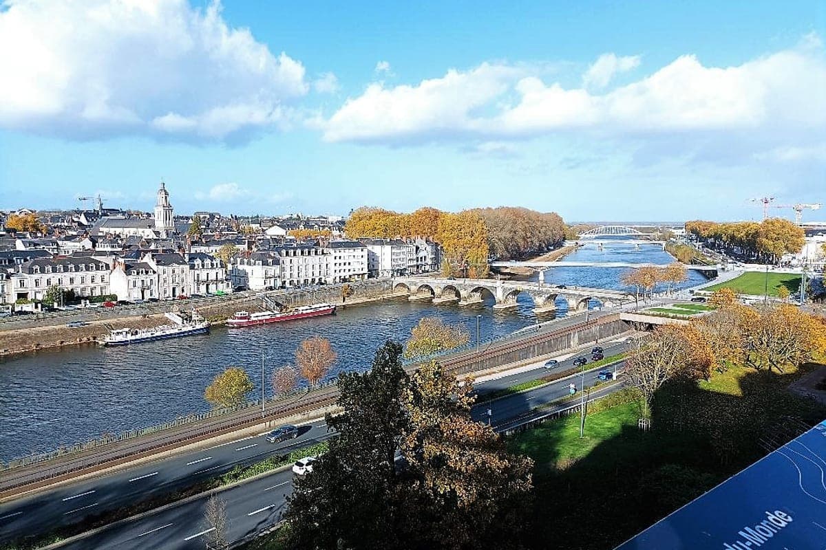 Bord de Maine (Cap Loire towpath)