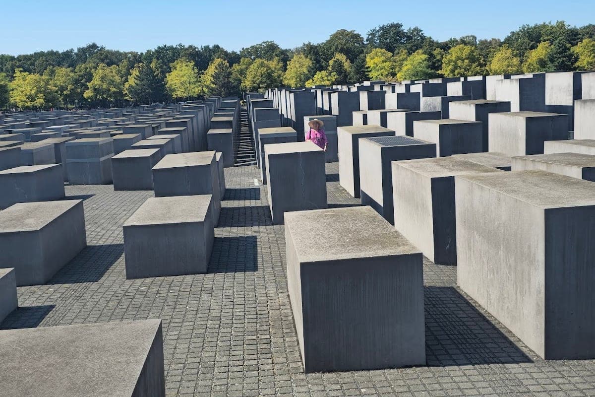Holocaust Memorial (Memorial to the Murdered Jews of Europe)