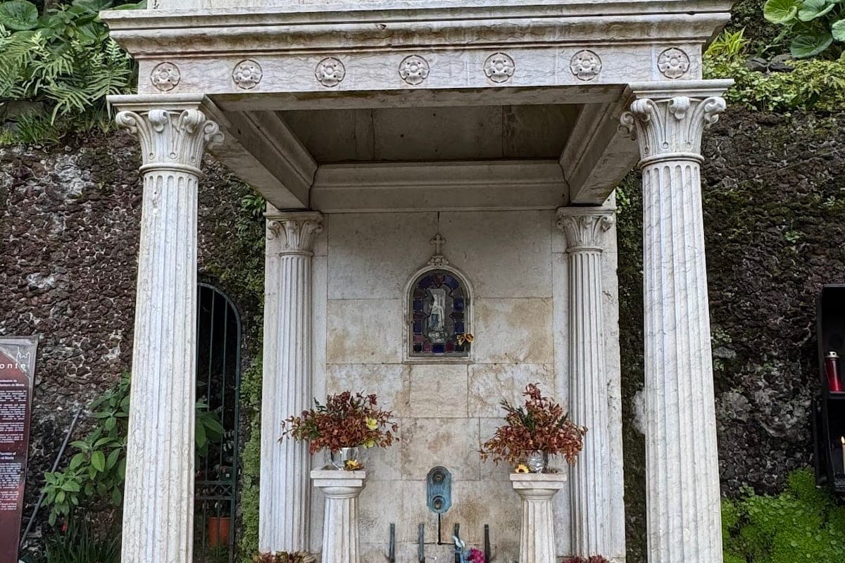 Monte (Largo da Fonte & Igreja Nossa Senhora do Monte)