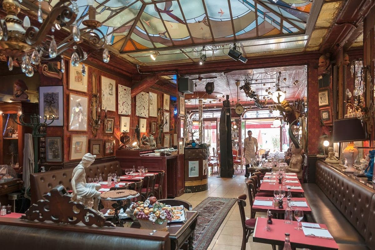 Cafe du Palais
