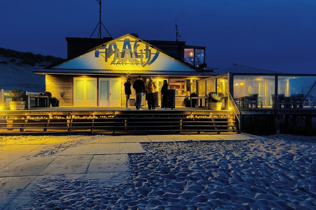 Paal 17 Dog Beach (De Koog)