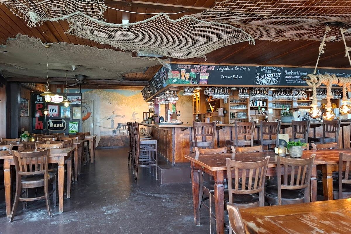 Paal 28 & 31 Dog Beaches (De Cocksdorp)