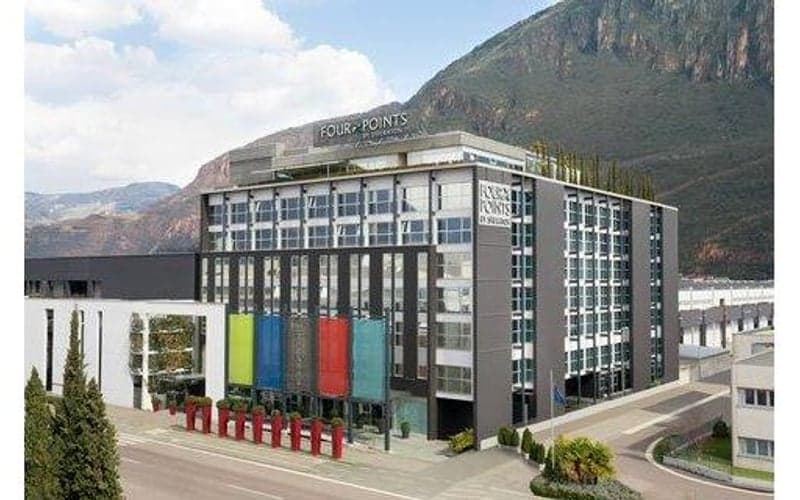 Four Points by Sheraton Bolzano: Se admiten perros hotel in Bolzano