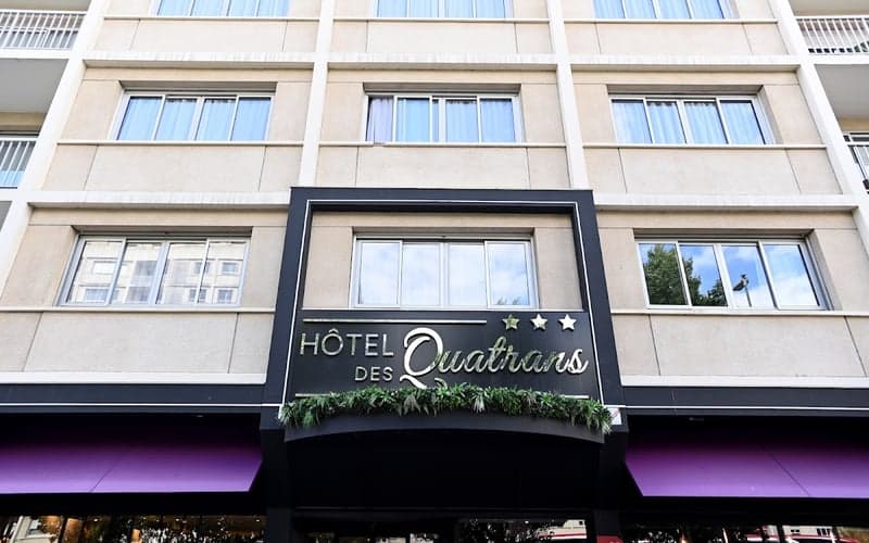Hôtel des Quatrans: Se admiten gatos hotel in Caen