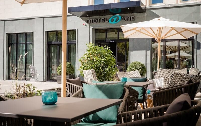 Motel One Freiburg: Cat-friendly hotel in Freiburg im Breisgau
