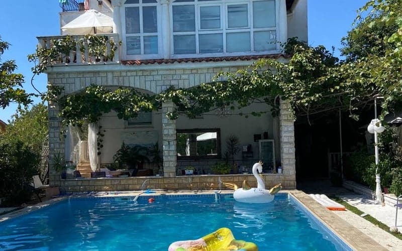 Art Villa Ines Zadar: Beach Access hotel in Zadar